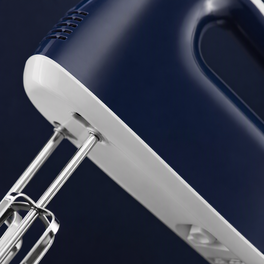 The multi-functional electric egg beater, a kitchen and household blender, is a lightweight and effortless essential tool for baking Specification image