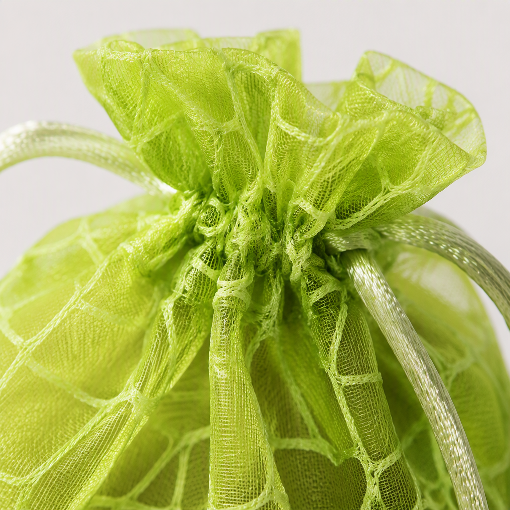 Shanshan Bag-making, Ougen yarn drawstring drawstring bag, gauze bag, storage bag, hand-held portable multi-purpose packaging bag Item Picture