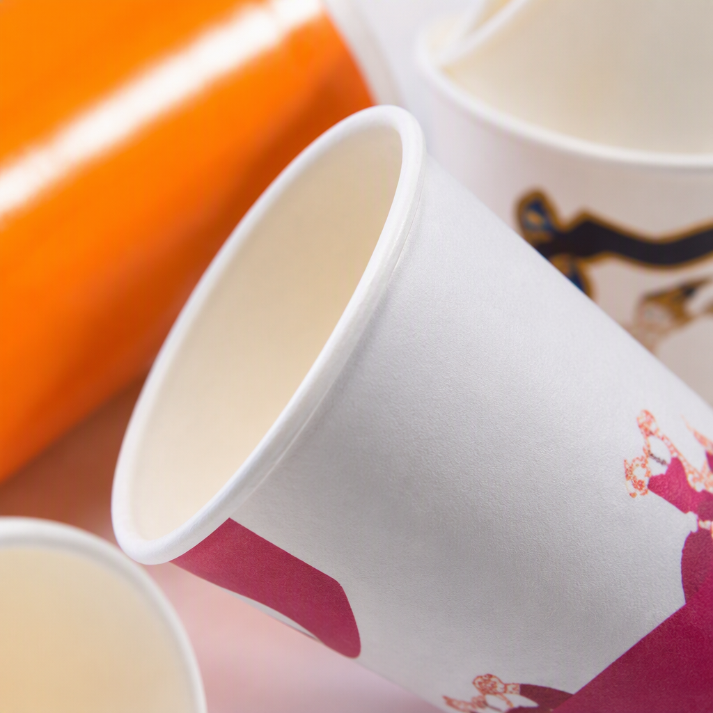 Eco-friendly disposable paper cups, various portable dining supplies, paper containers, heat-resistant and durable, family gathering utensils Application Scenario