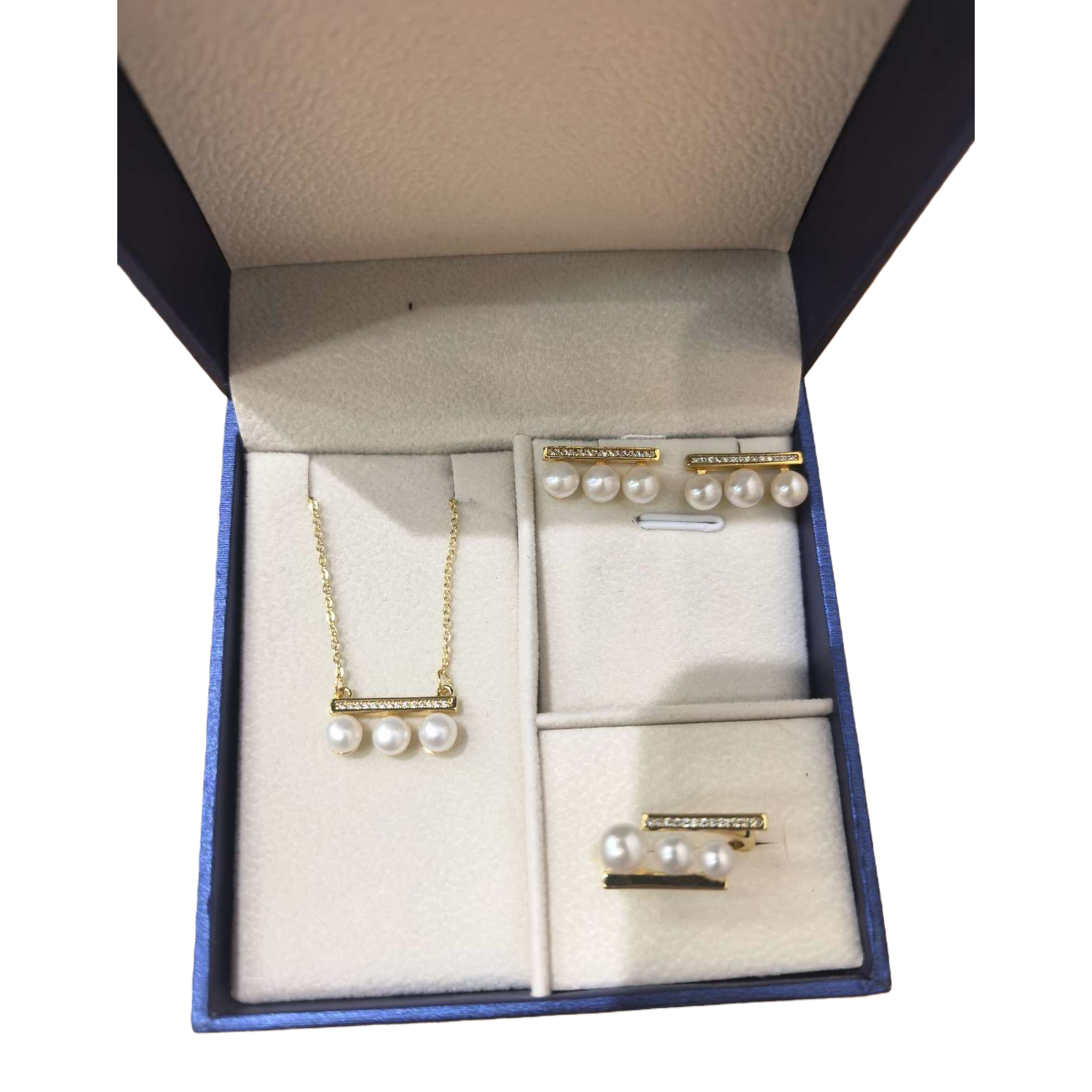 Blue jewelry box, pearl three-piece set, necklace, stud rings, white padding, elegant accessories, gift box packaging Item Picture