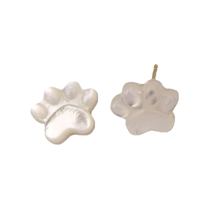 Cute animal paw print white stud earrings, simple Korean style personalized earrings, versatile earrings for girls' temperament Item Picture