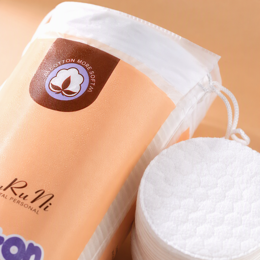 Durable transparent plastic clothing bags, waterproof and tear-resistant simple packaging bags, wholesale plastic bags specially designed for clothing stores Specification image