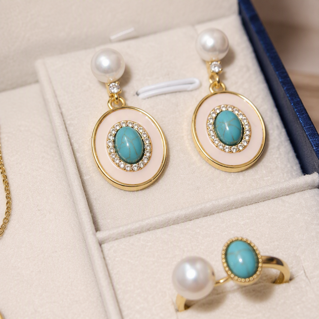 The blue gift box is equipped with a white velvet tray, golden gem-encrusted pearl jewelry set, necklace, earrings and ring, featuring an elegant and exquisite packaging design Application Scenario