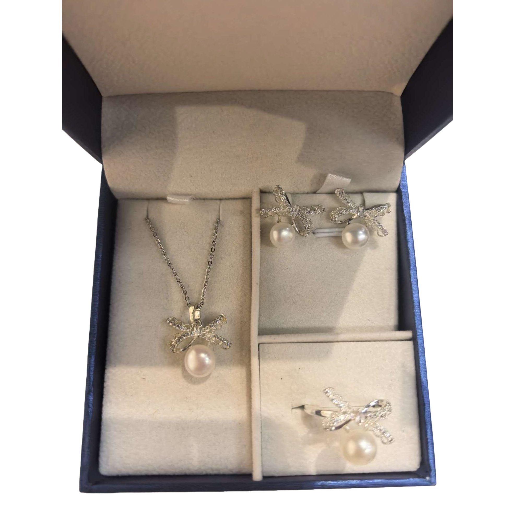 Silver bow pearl jewelry set, a fashionable and elegant accessory gift for women Item Picture