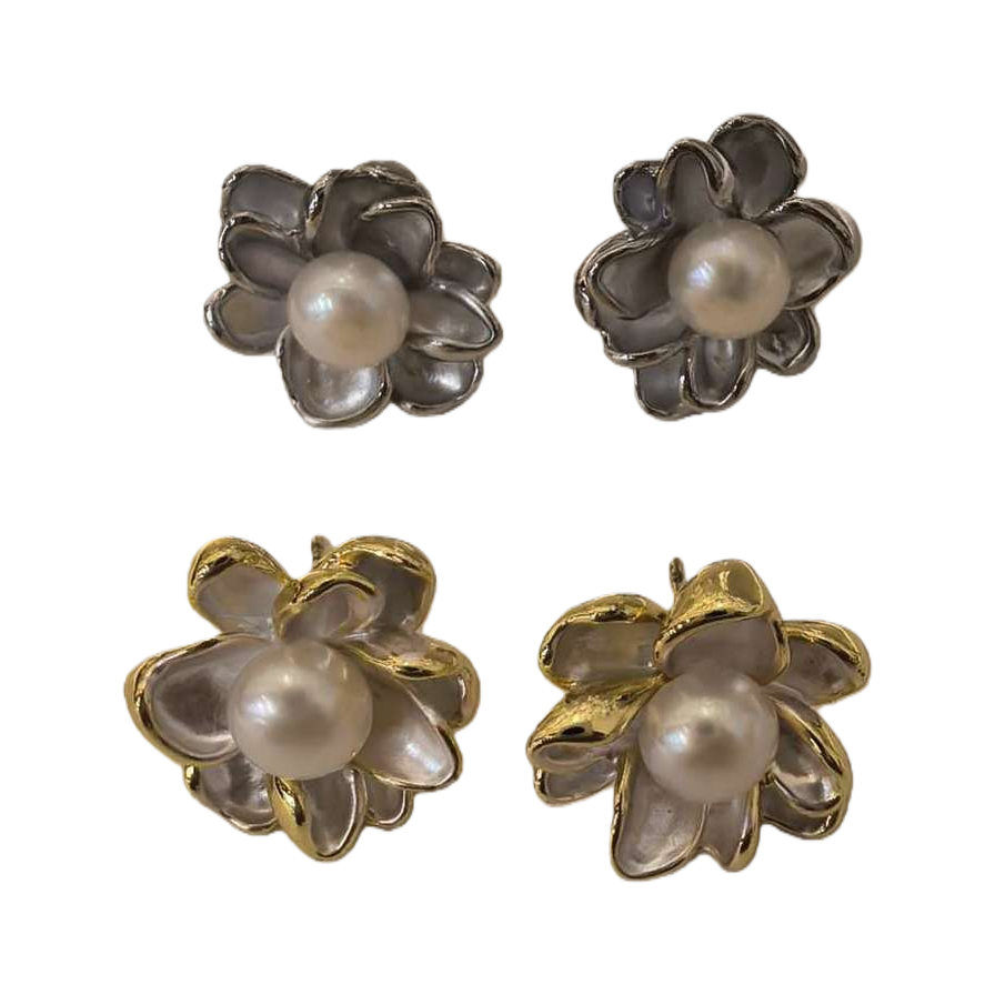 Silver and gold flower pearl stud earrings, simple and elegant, versatile earrings, fashionable women's earrings Item Picture