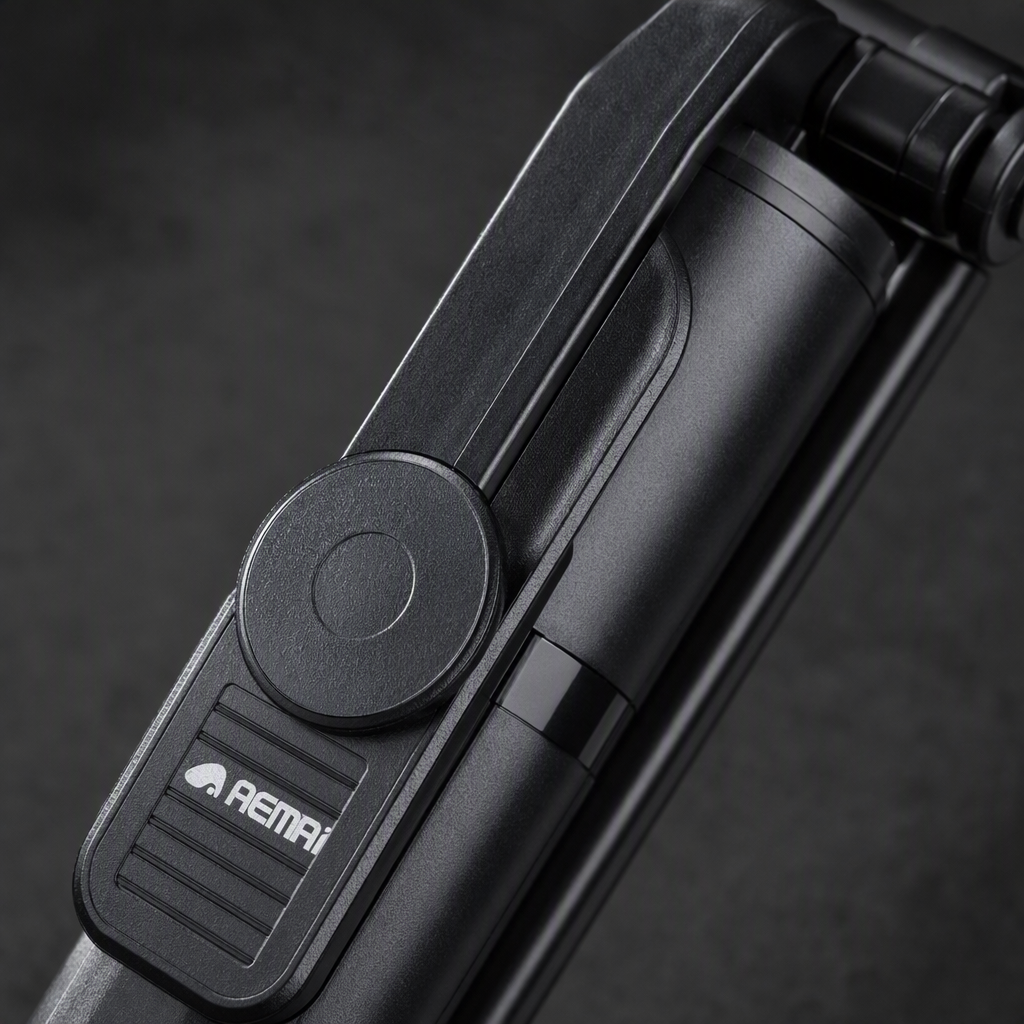 Fashionable black packaging box, portable selfie stick, multi-functional phone stand, photography wonder, portable selfie accessory Application Scenario