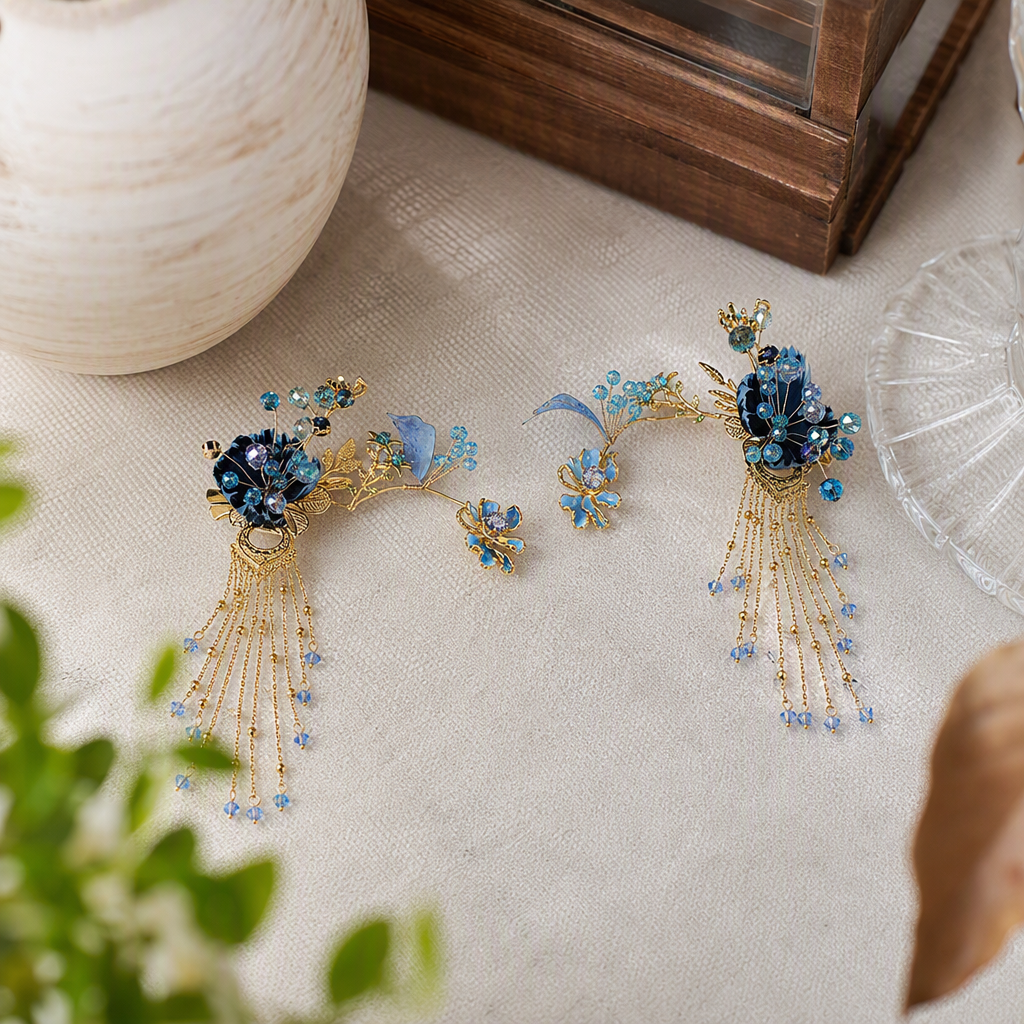 Fashionable blue crystal tassel hairpins, elegant hair accessories, hair clips, hair accessories, simple women's hairpins, headwear, and dressing accessories details Picture