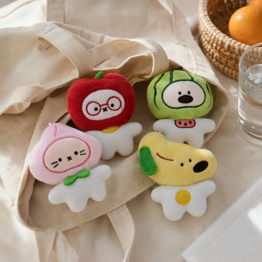Fruit plush dolls, cute cartoon and animo-related toys, schoolbags, keychains, small pendants, decorations, colorful fruit-shaped plush pendants for foreign trade, light bear, flowing sand keychains, dolls, mirror decorations, fashionable and cute matching products details Picture
