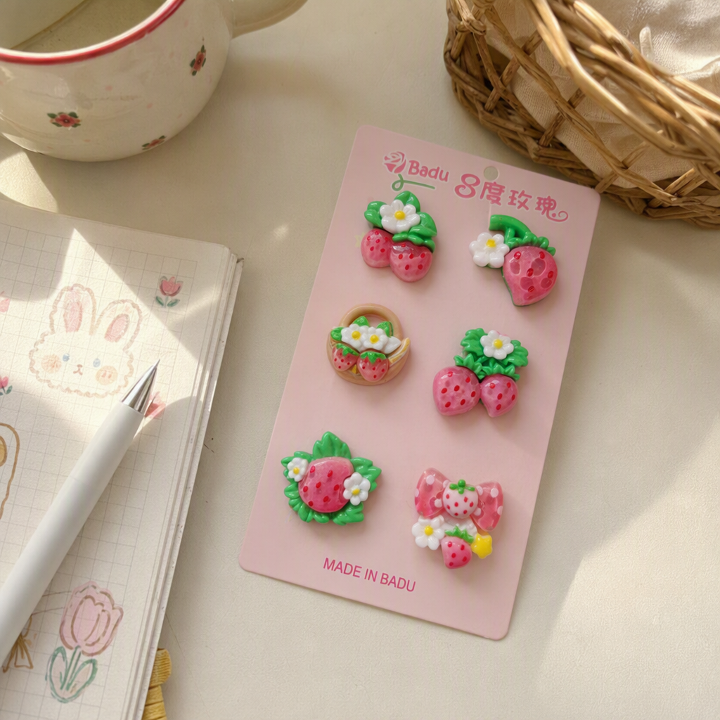 Pink card strawberry-themed accessory set, sweet and cute handmade DIY gift, creative decorative combination details Picture