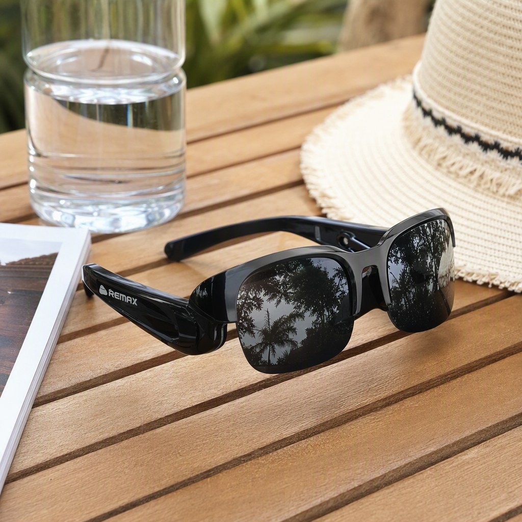 Fashionable black smart glasses, high-definition display, Bluetooth headphones, multi-functional portable eye health and eye protection wonder details Picture