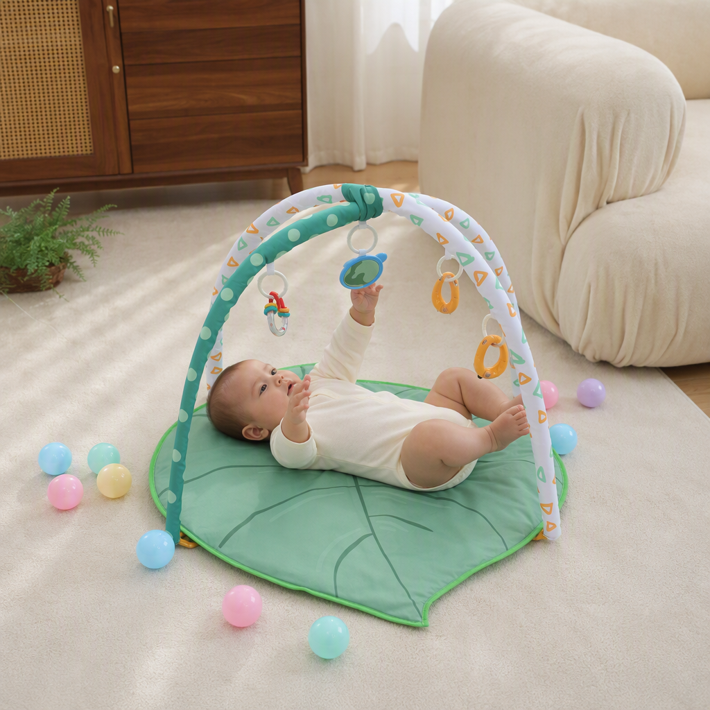 Baby play mat, green leaf-shaped, arched hanging toy rack, colorful small balls, safe and environmentally friendly baby crawling mat details Picture