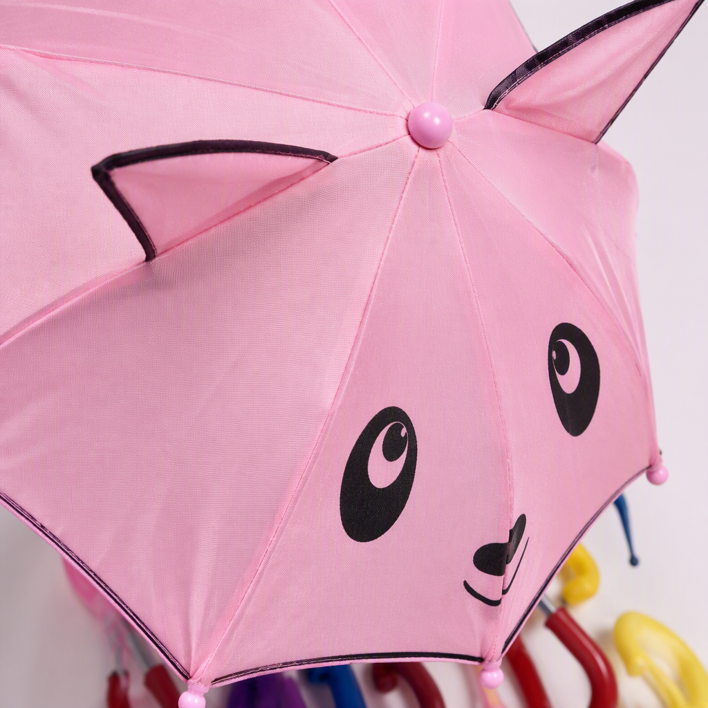 This multi-functional windproof, sunshade and rainproof umbrella is lightweight, durable and suitable for both sunny and rainy days. It is a fashionable and portable model