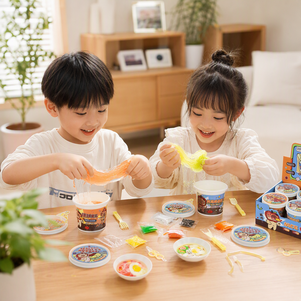 Tao Xiaoni -diy Food Play with a bucket of Instant Noodles Application Scenario