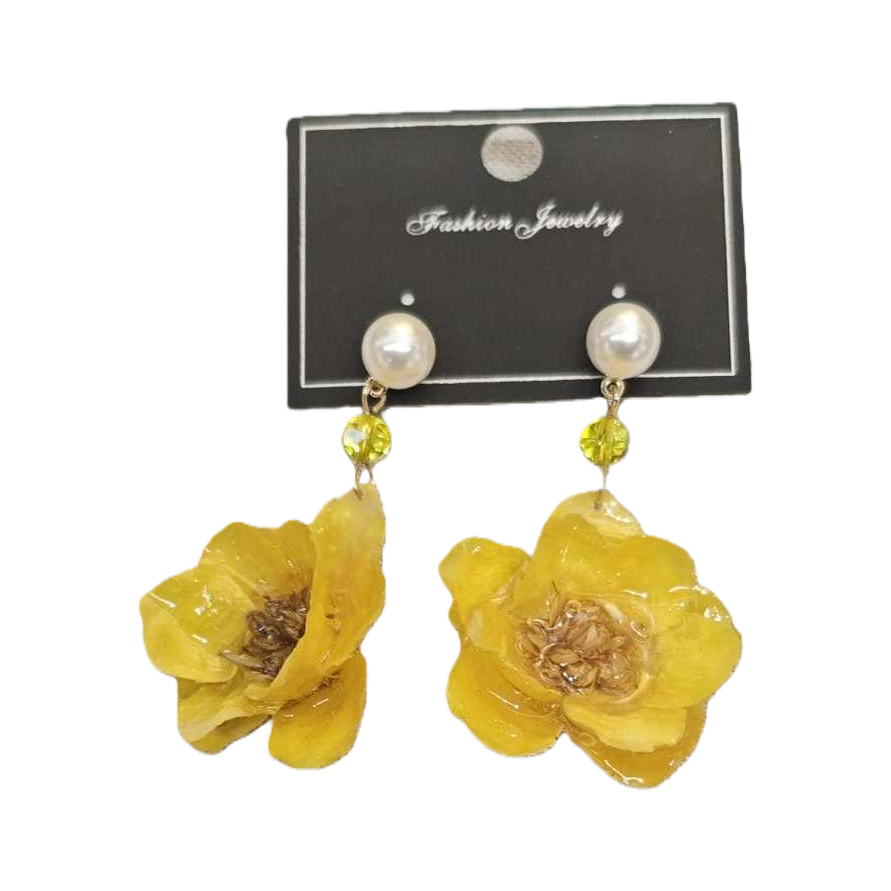 Moda vintage golden flower orejeras simple y elegante temperamento pendientes para mujeres accesorios tendencia versátil Item Picture