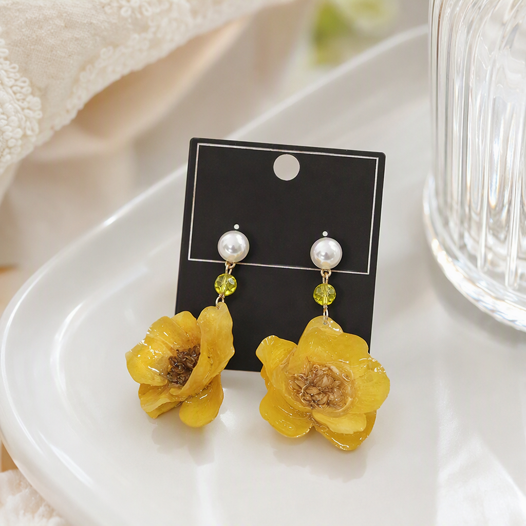 Moda vintage golden flower orejeras simple y elegante temperamento pendientes para mujeres accesorios tendencia versátil details Picture