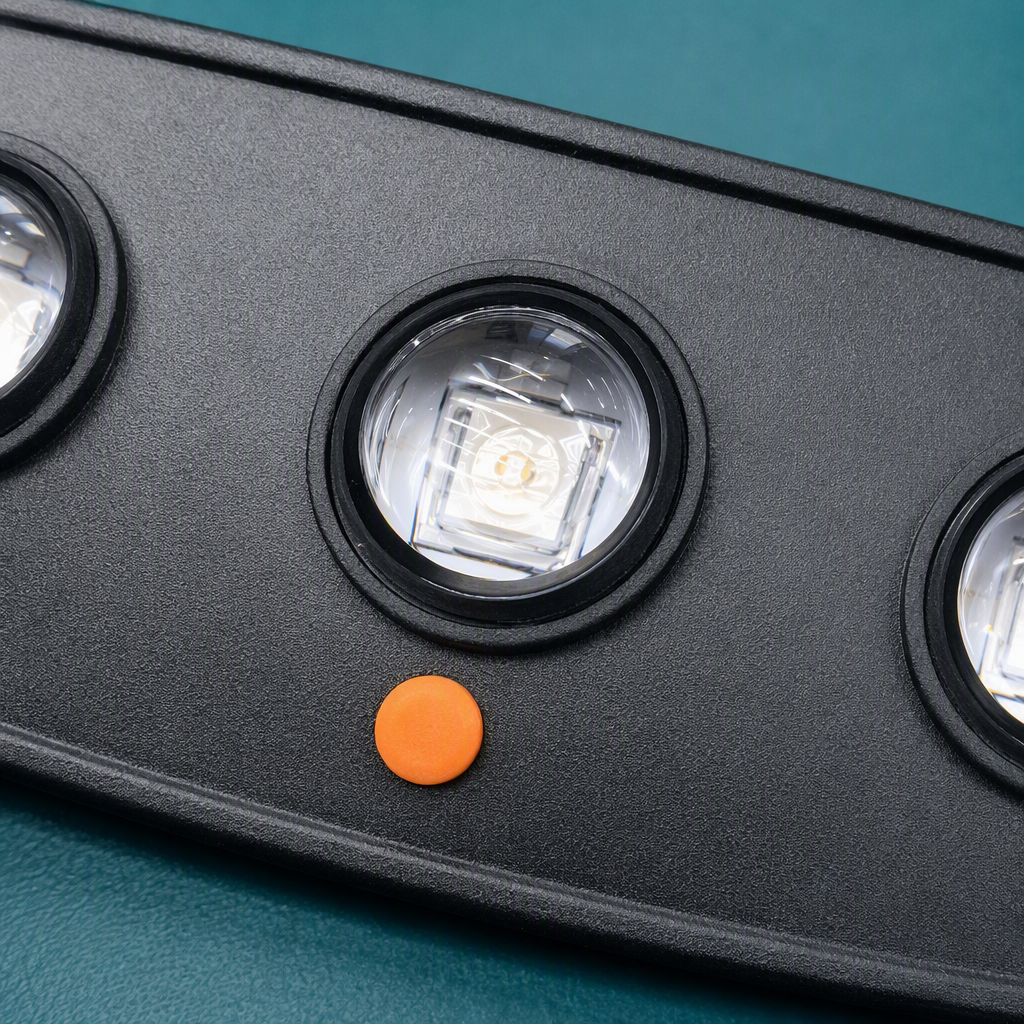 The RGB solar wall lamp features multiple color three-lamp and four-lamp devices, with an orange button in the middle controlling the safety warning light lighting equipment Application Scenario