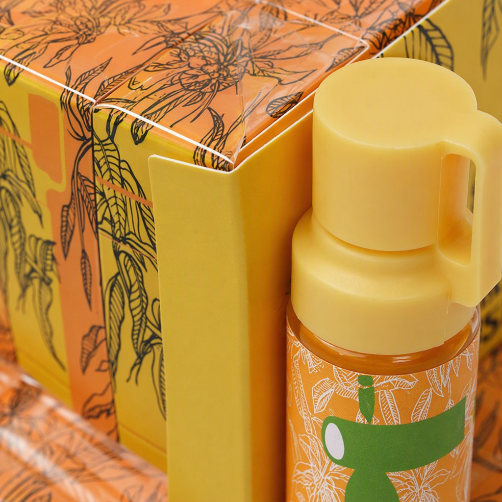 Multi-functional cosmetic packaging box, storage container for beauty and daily chemical products, simple and fashionable portable packaging bag Specification image