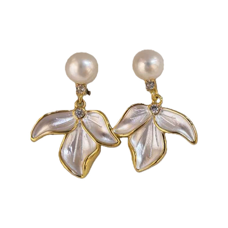 White jewelry storage box, pearl leaf-shaped earrings, simple, elegant and fashionable accessory gift box Item Picture