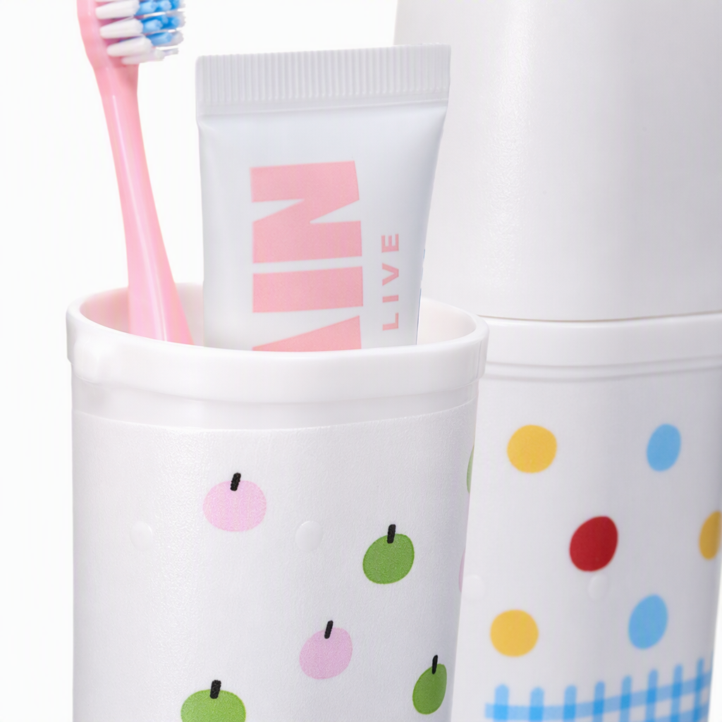 【CL】26Q1#7007 Colorful Dot Ceramic Toothbrush holder, multi-functional storage foot bath bucket, Sports water cup, Toiletry Soap box set Application Scenario