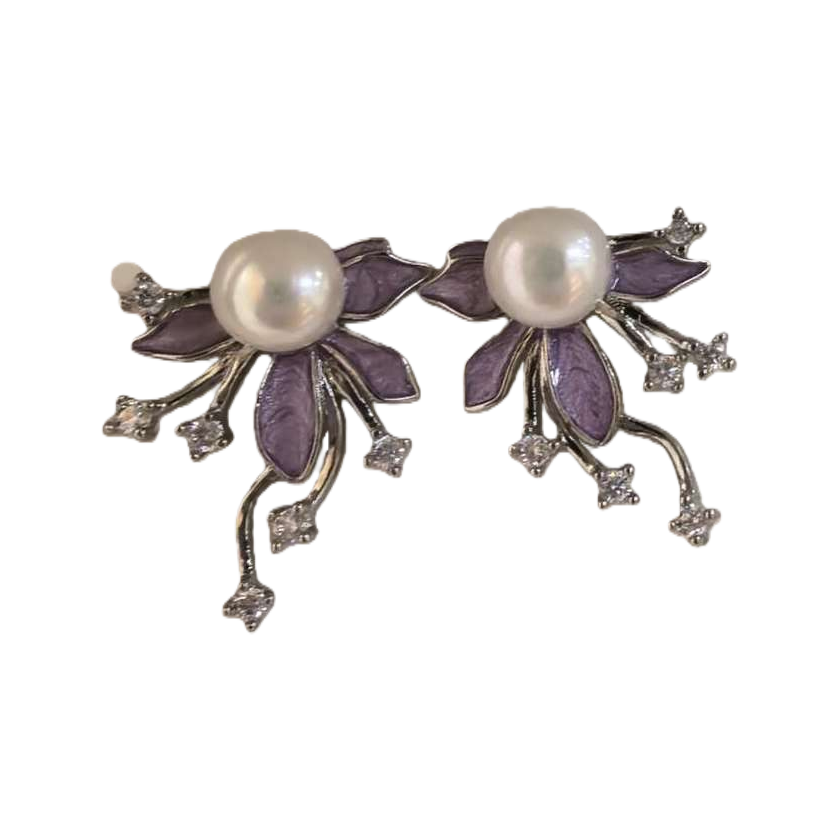 Purple enamel flower pearl stud earrings are simple, elegant and stylish earrings for women, a fashionable and versatile style Item Picture