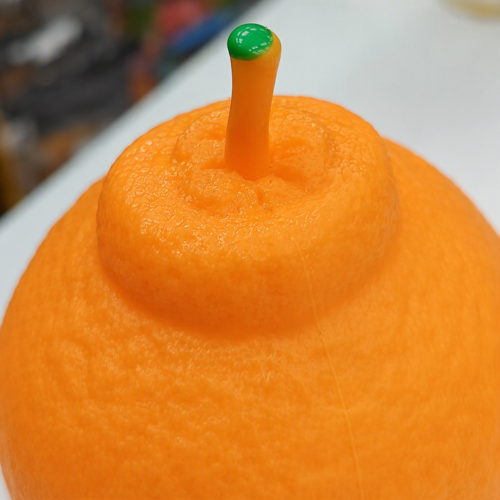 لعب الأطفال باللعب بالبرتقال المقلد، اللعب باللعب بلعب الأطفال المضغوطة Item Picture