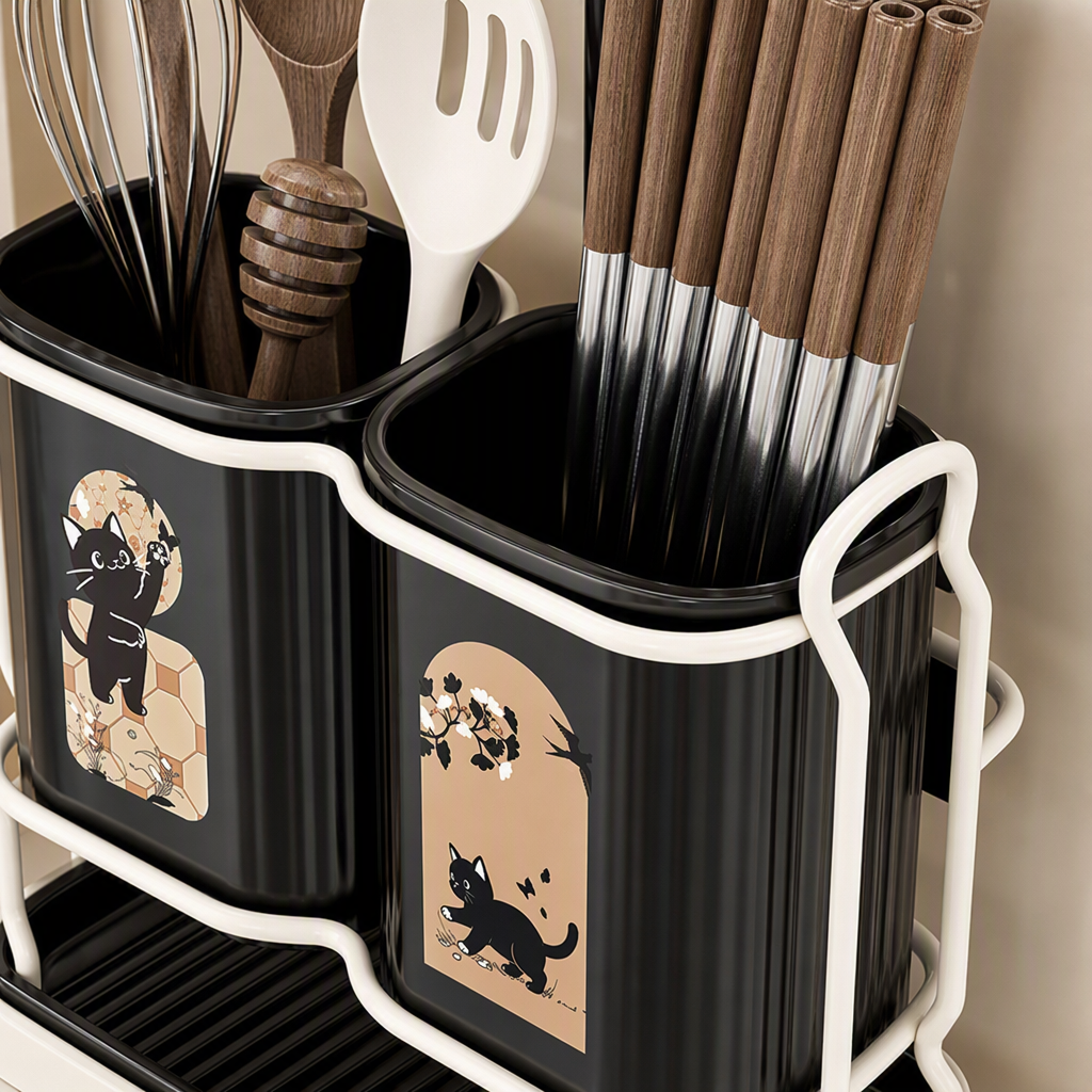 The creative cat pattern black and white chopstick rack, draining bucket and kitchenware storage rack are simple and practical Application Scenario