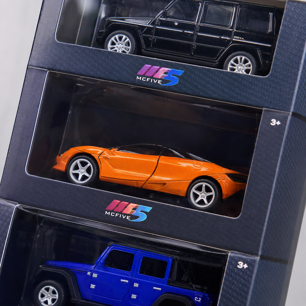 Modelos de coches divertidos modelos juguetes niños creativos montajes carreras simulación colección de coches regalos Application Scenario