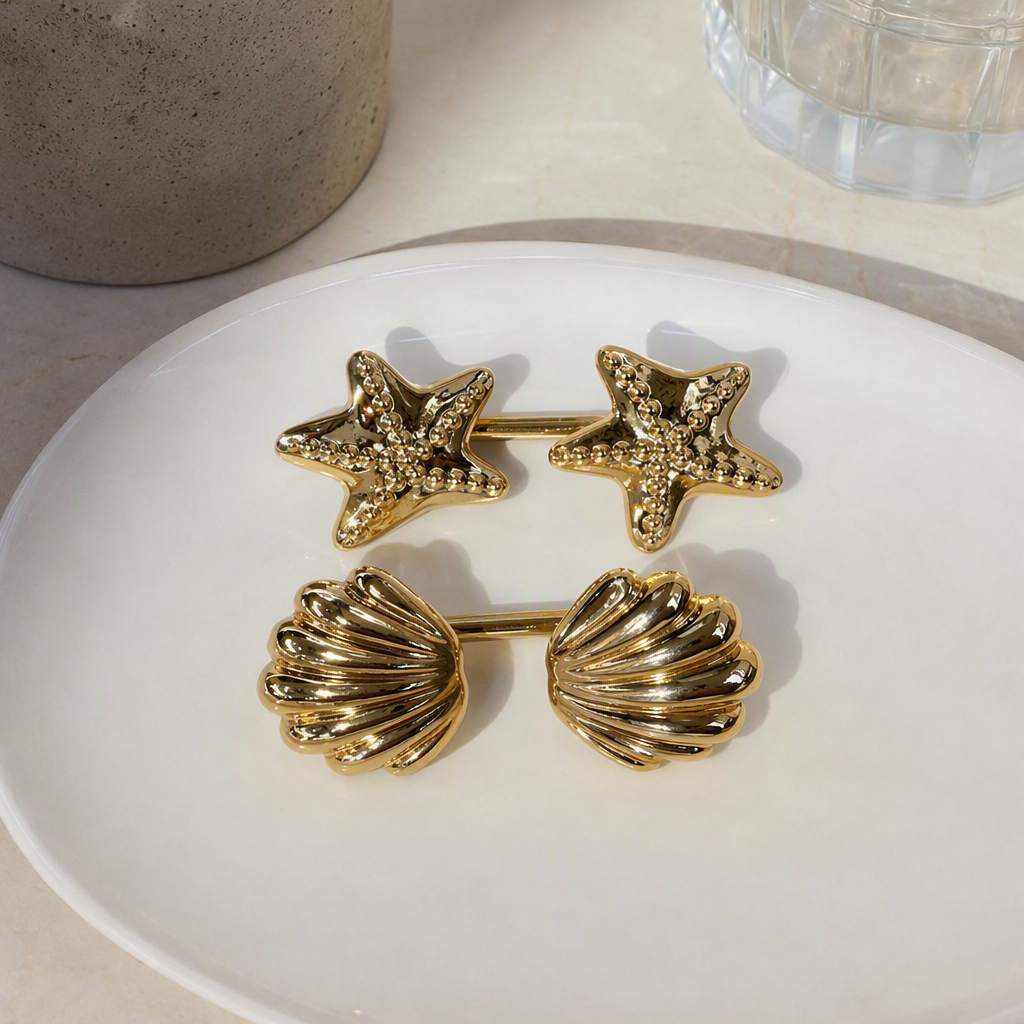 Golden starfish-shaped brooch, fashionable and versatile metal accessory, ladies' accessory gift, European and American fashion clothing, clothing bags, alloy button-down bikini swimsuits, chest connection buttons, clothes and scarves details Picture