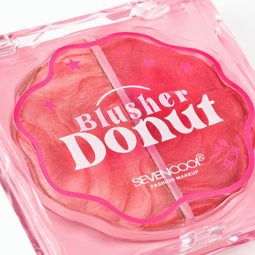 This natural and soft blush powder compact is a must-have for long-lasting nude makeup and brightening the complexion Application Scenario