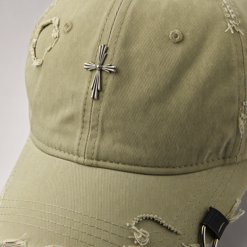 Colorful and versatile casual baseball cap with holes, fashionable and versatile sports cap, trendy for both men and women Application Scenario