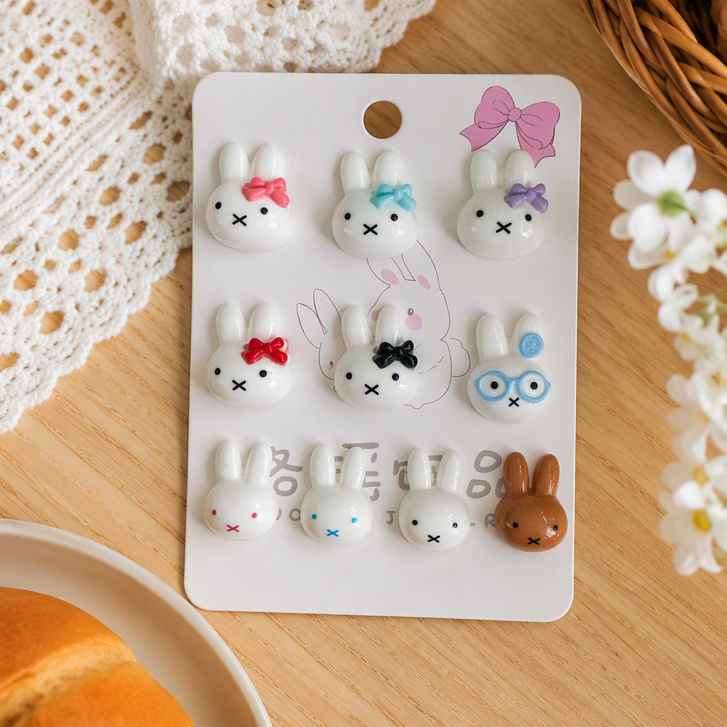 Cute white rabbit-shaped accessory set, handcrafted stud earrings, necklace, hair clip, children's birthday gift details Picture