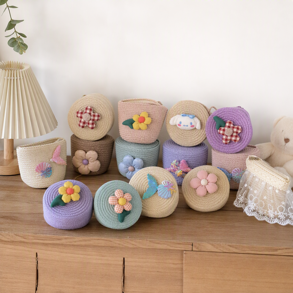 Colorful woven small bags, colorful flowers, butterflies, beauty fish tails, cute decorations, hand-held bags, coin purges, student bags, trendy and versatile details Picture