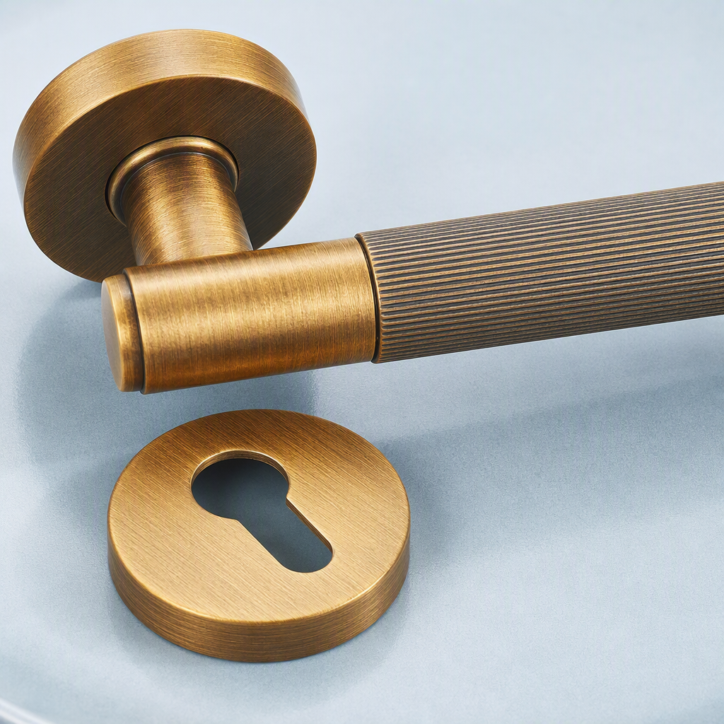 Top golden door handle moderno y minimalista interior handle decorativo para el hogar hardware accesorios boutique design Application Scenario