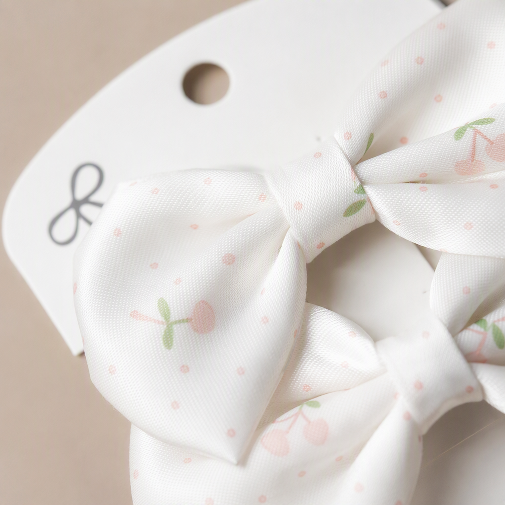 Fresh cherry floral bow hair clip set, gentle and creamy white with a girlish charm, sweet side clip, and a unique and versatile headpiece Specification image