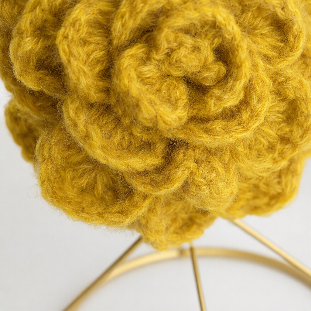 Fashionable and warm knitted hat for autumn and winter Korean style, versatile women's woolen hat, yellow crochet knitted hat, trendy new style Application Scenario