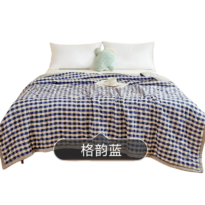 The fashionable checkered quilt is soft, comfortable and warm. It is suitable for home use. The bedding and bedding items are available in blue and white for spring and autumn Item Picture