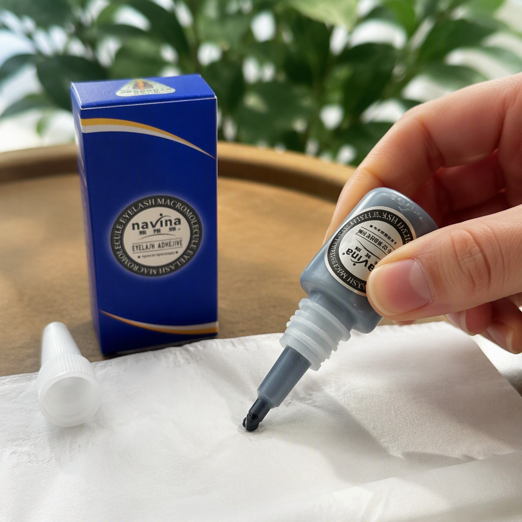 navina high-molecular instant dissolving agent eyelash glue, blue packaging box, blue bottle glue, strong bonding, long-lasting waterproof beauty products details Picture