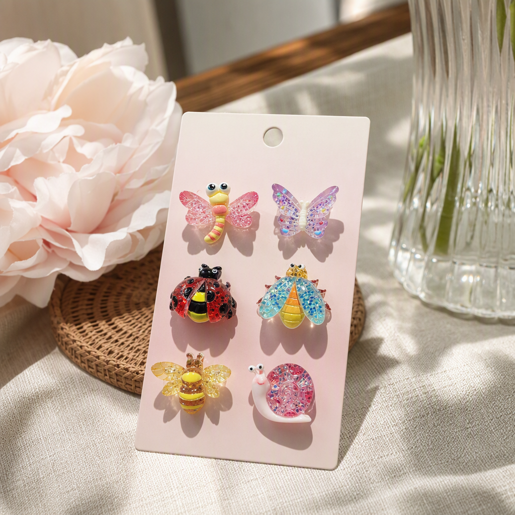 Colorful insect-shaped hair clips, cute children's hair accessories, dragonflies, butterflies, ladybugs, beetles, bees, snails, hair clips and hair accessories details Picture
