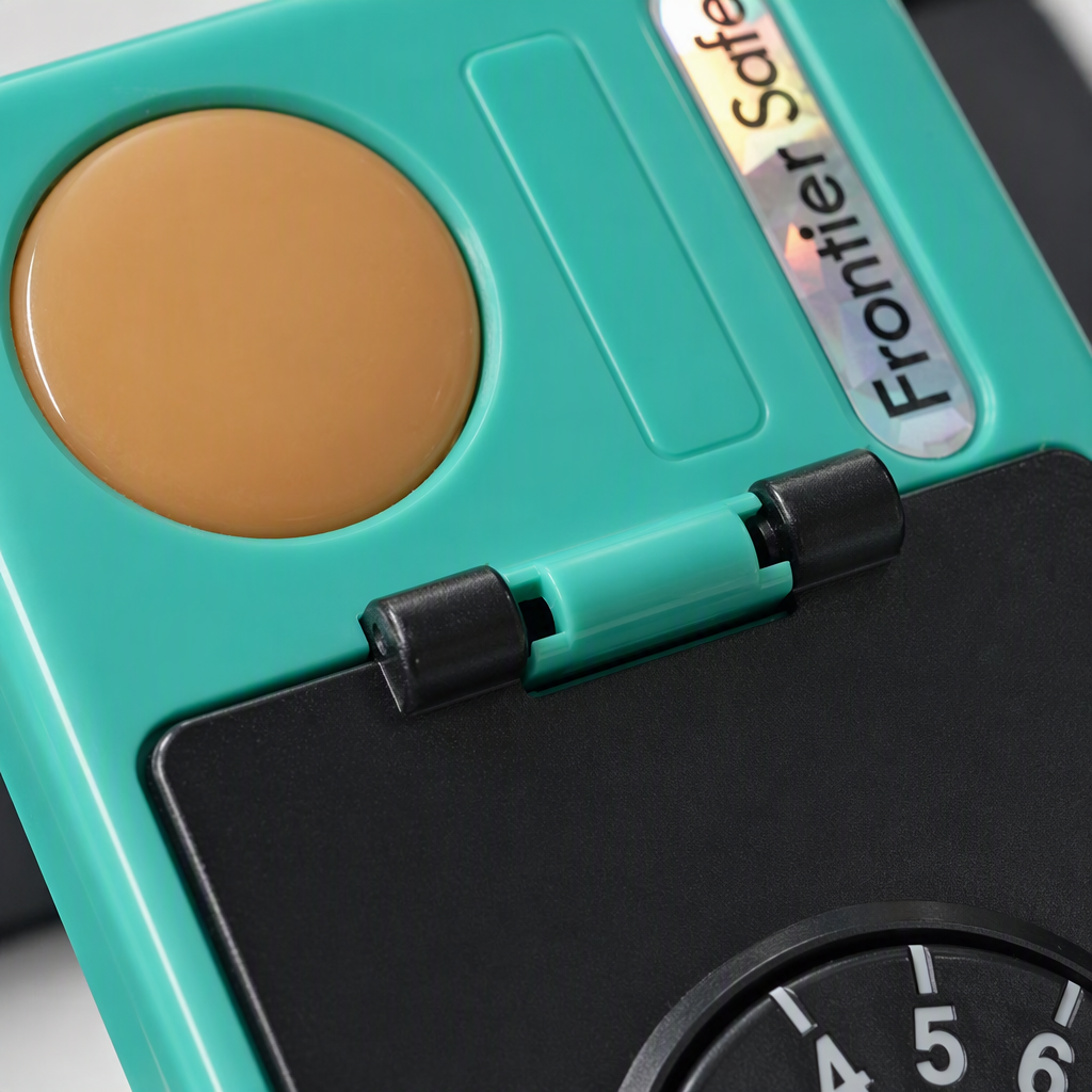 Coin slot password safe, piggy bank, children's simulation safe, coin and banknote savings and storage toys details Picture