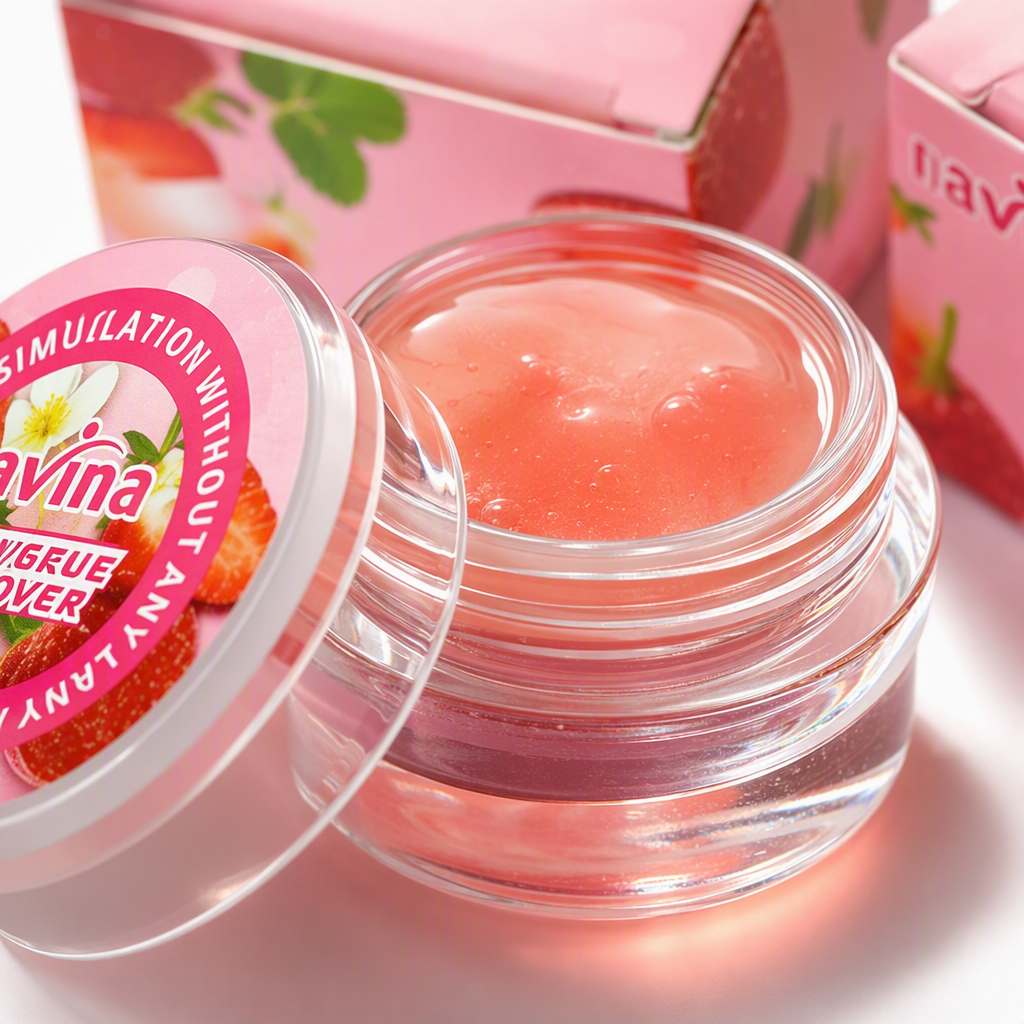 The strawberry-scented pink makeup remover cream is gentle, deeply cleansing, moisturizing and nourishing. It is suitable for facial, eye and lip makeup removal products Application Scenario