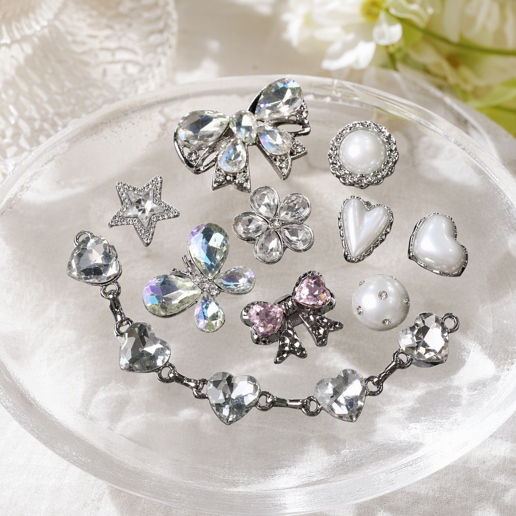 Sparkling crystal jewelry, fashionable and versatile. Sparkling crystal necklaces, bracelets, stud earrings, women's hair accessories, gifts details Picture