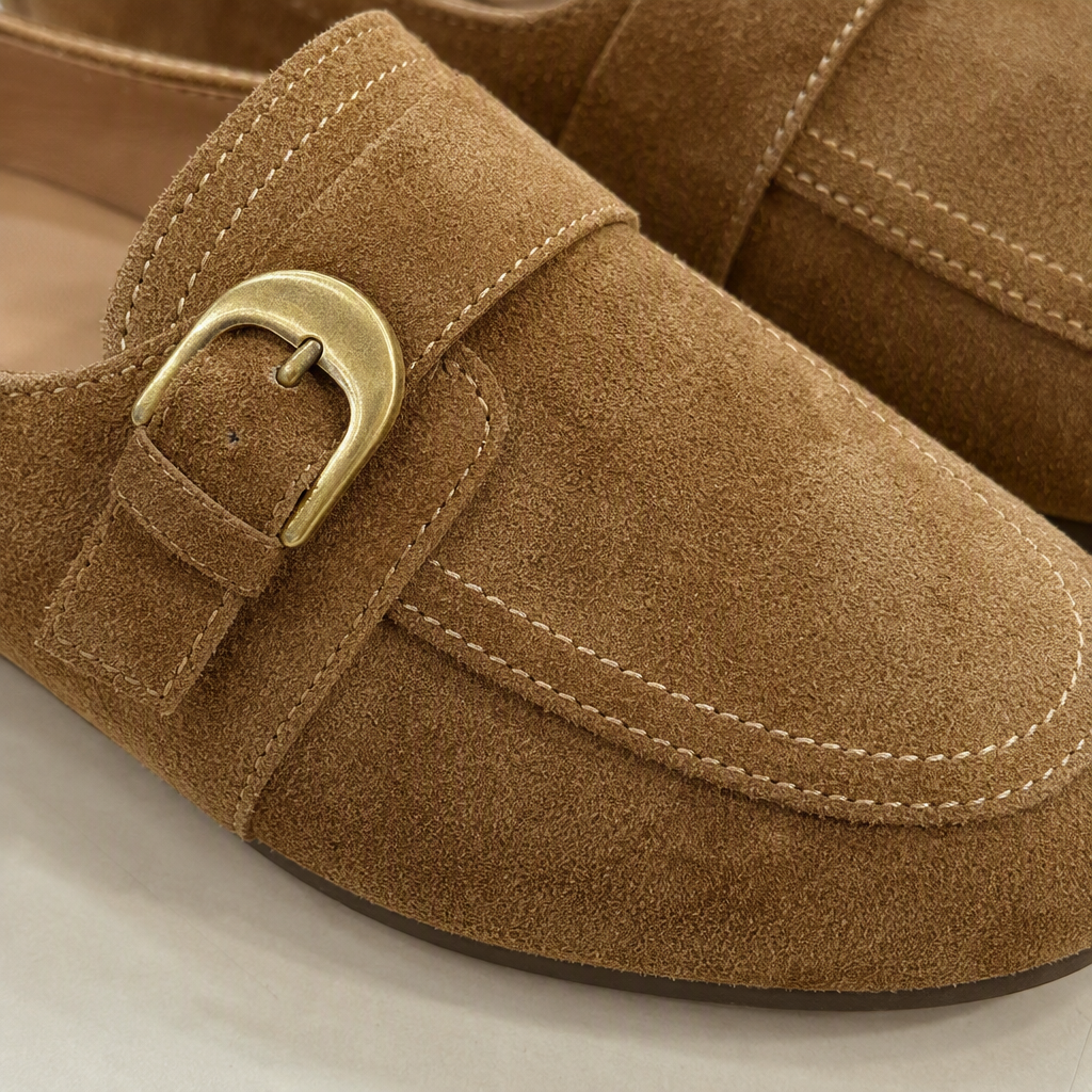 Fashionable and casual brown suede loafers, comfortable and versatile men's leather shoes, a trendy style Application Scenario