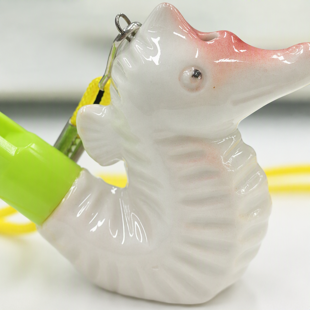 Bocas de plástico cerámica hipocampo pájaros acuáticos silbatos vocalización de agua silbatos animales puestos de suelo juguetes de porcelana blanca para niños Application Scenario
