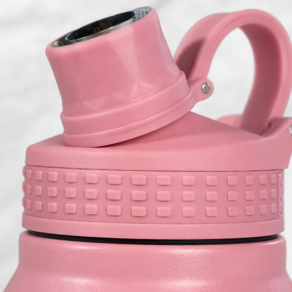 Creative colored insulated water cup, portable heat-resistant student sports water bottle, colorful rainbow model, capacity 350ml Application Scenario