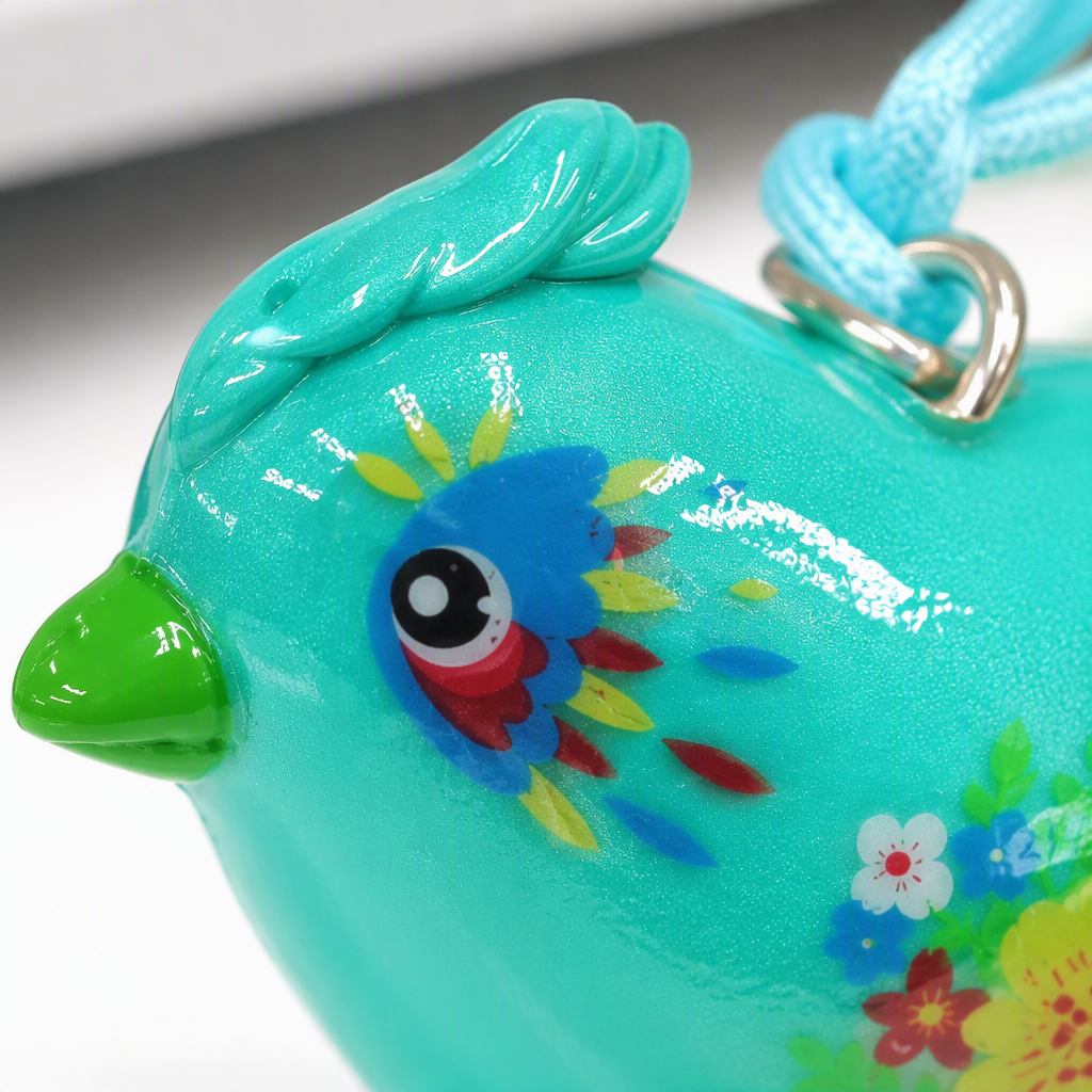 Silbato de agua de pájaro de plástico sonando agua llenable animal silbato stand para niños pequeños juguetes de plástico divertidos Application Scenario