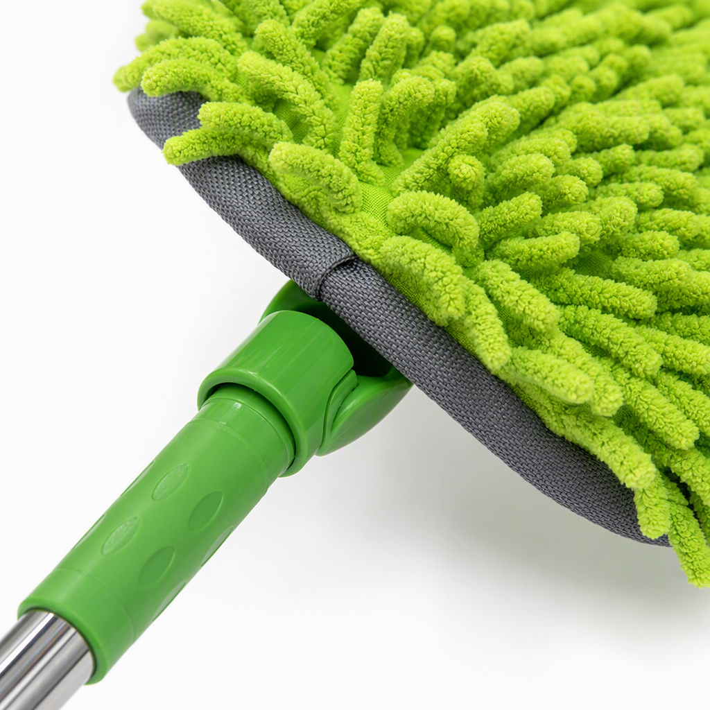 Environmentally friendly long-handled dust duster, a soft dust removal tool, a household cleaning and bathroom dust removal wonder Application Scenario