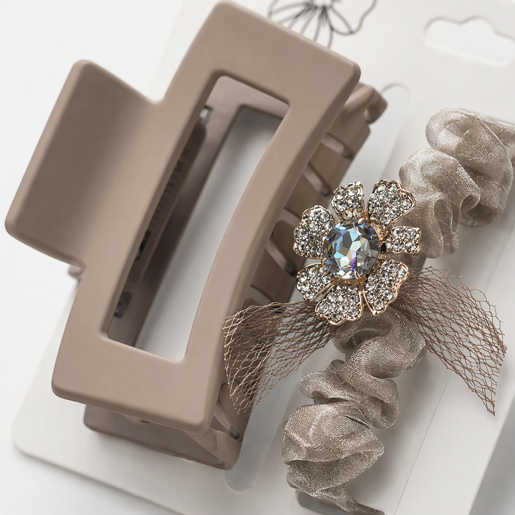 Korean-style fashionable metal hair clips, simple hair accessories for girls, versatile hairstyle accessories for multiple occasions Specification image