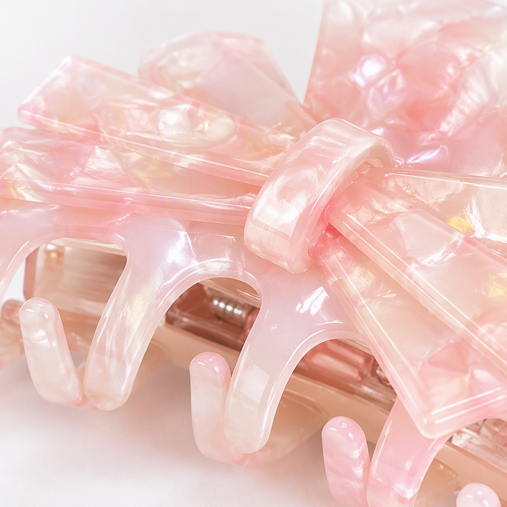 Pink marble-patterned bow hair clips, fashionable and sweet hair accessories, hair clips, cute hair accessories for girls, and dressing accessories Application Scenario