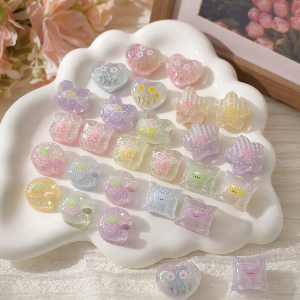 A variety of pink transparent crystal jewelry, heart-shaped cloud and star throw pillows, and bear head with cute pink patterns as gift ornaments details Picture