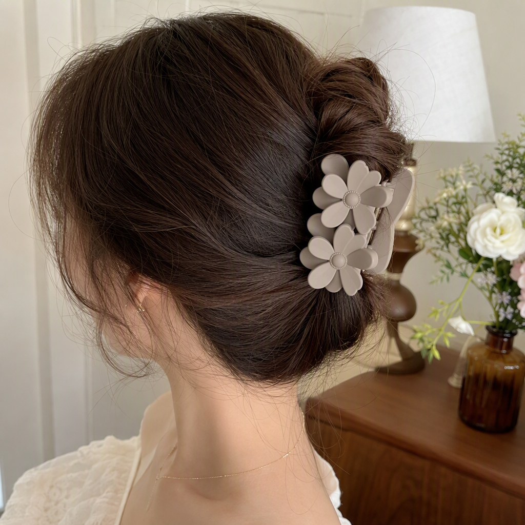 Fashionable hair clips and headwear, simple and versatile hair clips, hair accessories, hair ornaments, girls' hair accessories, hair clip decorations Specification image